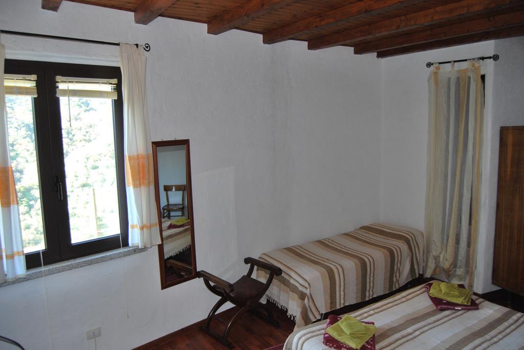 B&B Baddesalighes Bolotana Quarto foto