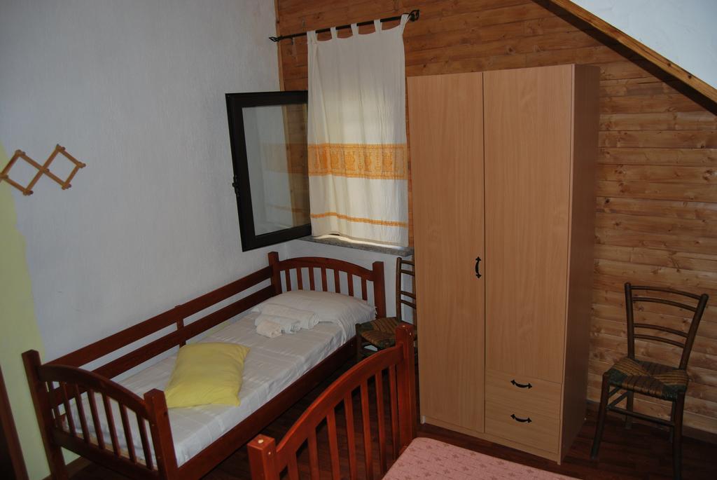 B&B Baddesalighes Bolotana Quarto foto